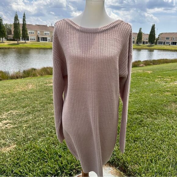 NWT Lulu’s island ferry taupe open back v-neck sweater Sz L - Picture 4 of 7